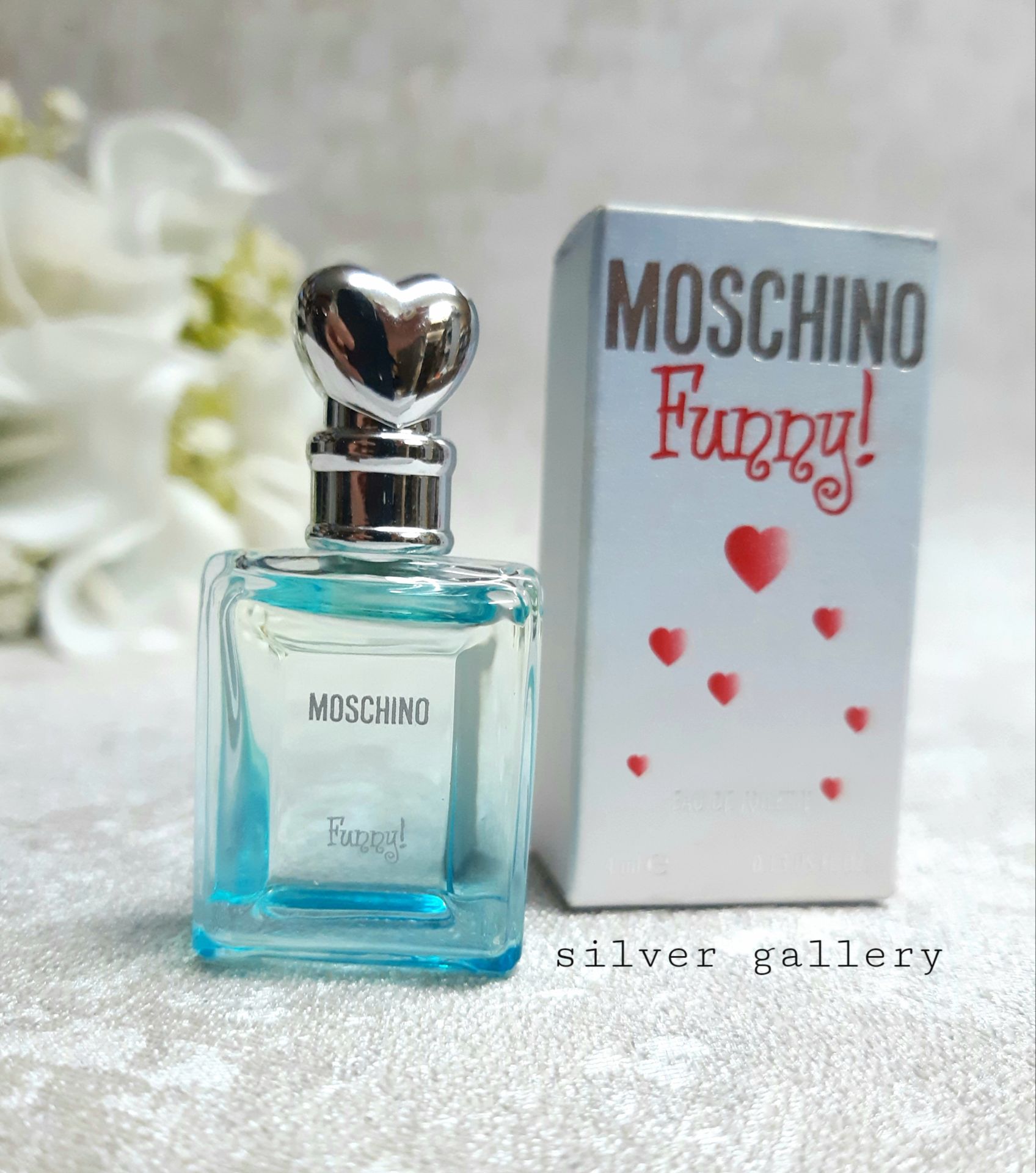 عطر جیبی موسچینوFUNNY زنانه 4 میل اورجینال